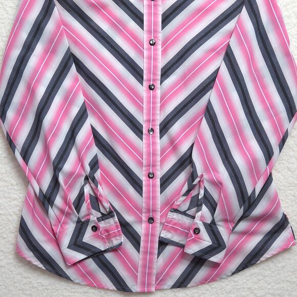 Foxcroft Women's Button Down Striped Shirt Size 4 Wrinkle Free - Picture 3 of 6